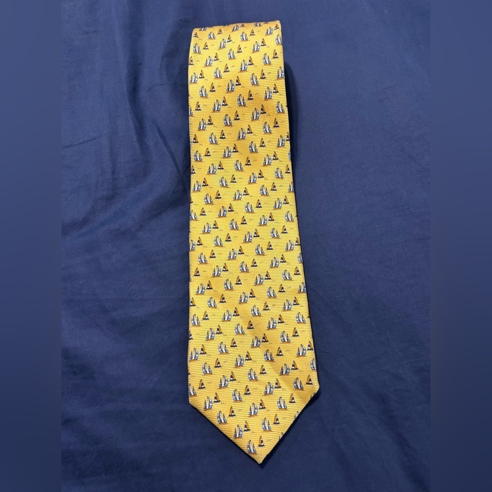 Lands End Sailboat Tie